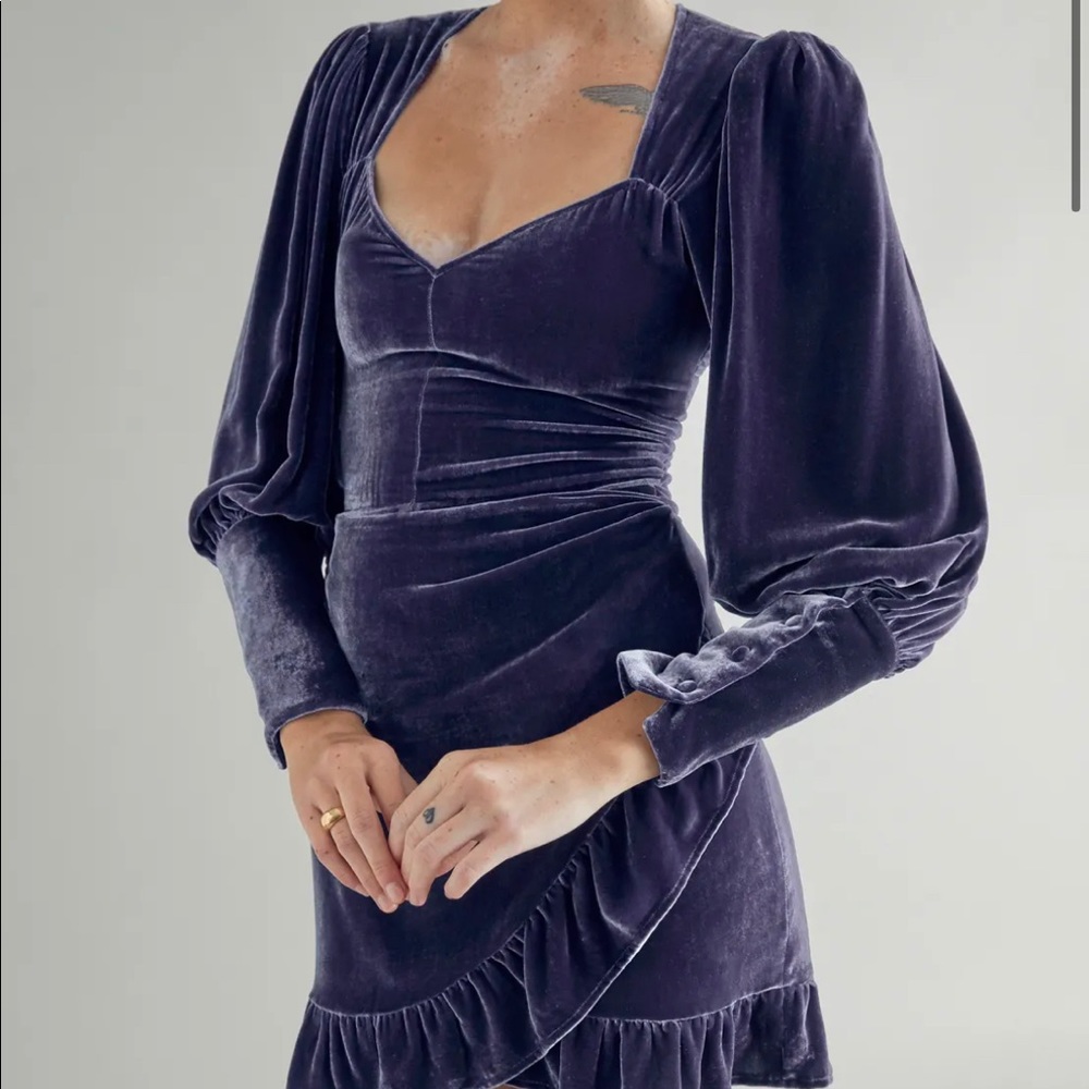Reformation Fortune Dress in Danube (Dark Blue Silk Velvet) BNWOT sz 12